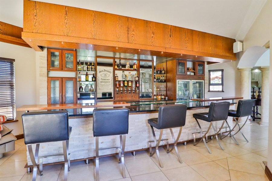 4 Bedroom Property for Sale in WestLake Country Safari Estate North West